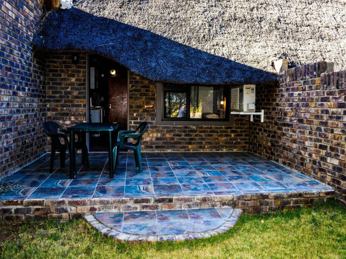 Die Dam - Transkalahari End Resort Gobabis Eksteriør bilde