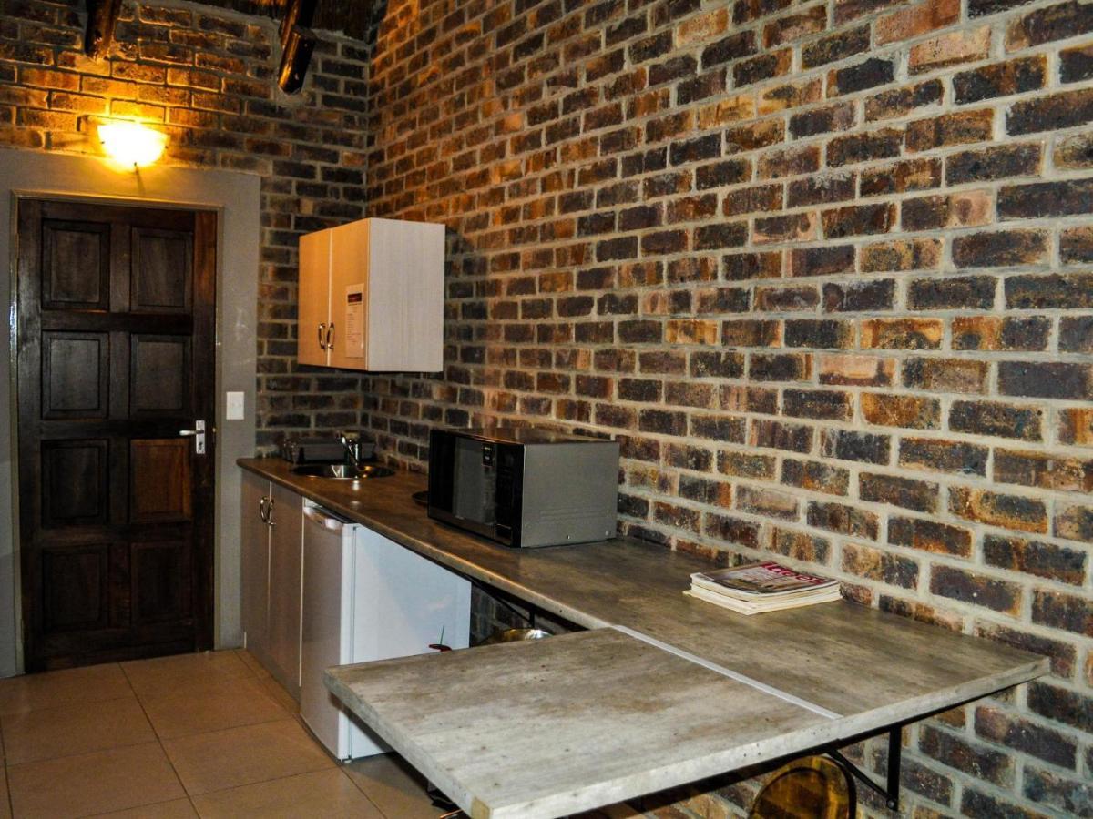 Die Dam - Transkalahari End Resort Gobabis Eksteriør bilde